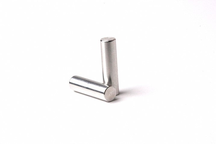 3025 66480236 Aluminium Idler Shaft (silver) 5x18mm (2)