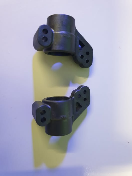 21-Fusées arrières SB401 plastique (paire)